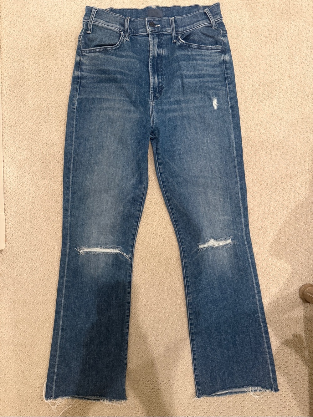 MOTHER The Hustler Ankle Fray Women’s Jeans — can't stop staring